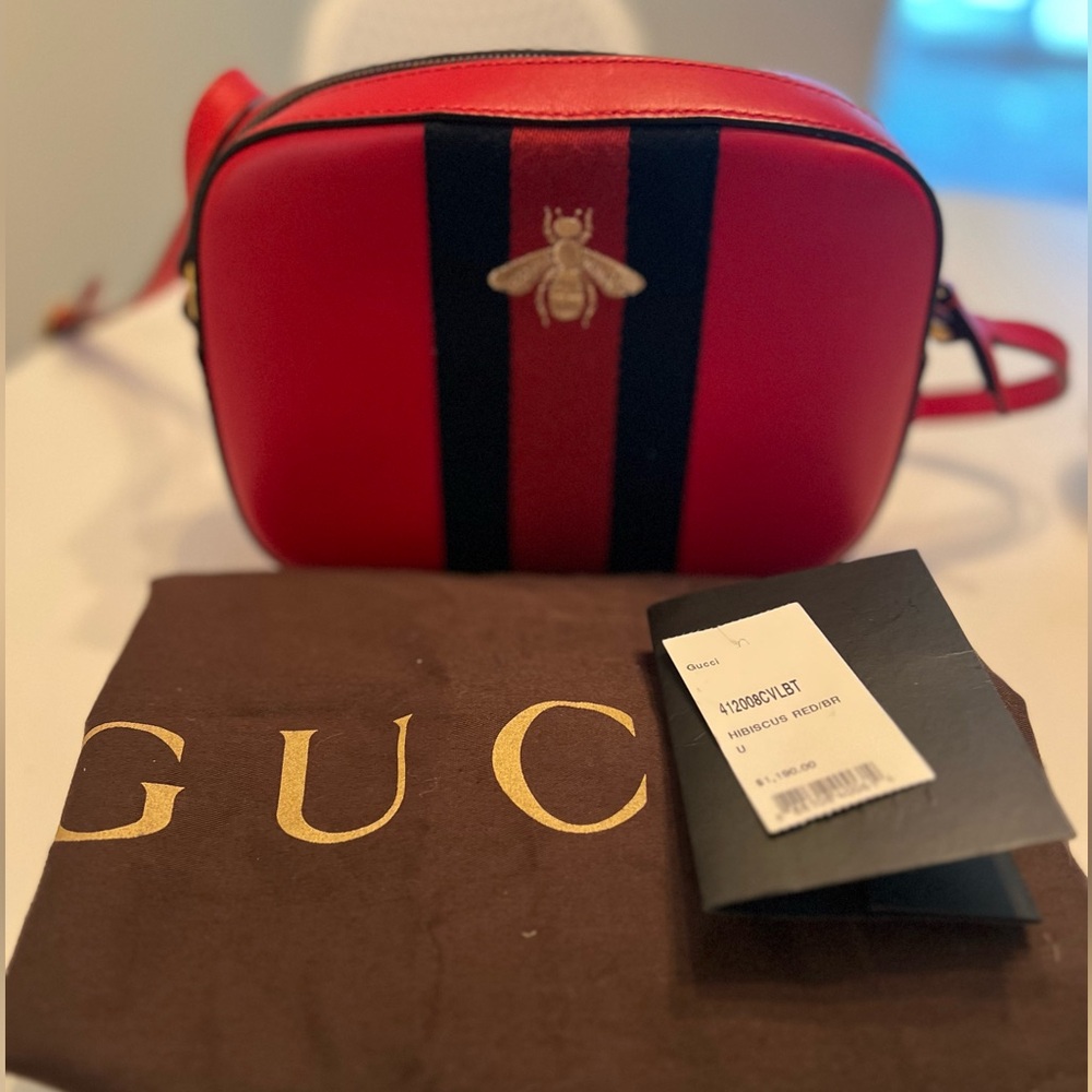 Gucci Bee Web Red Leather Camera Disco Crossbody Shoulder Bag Purse Stripe